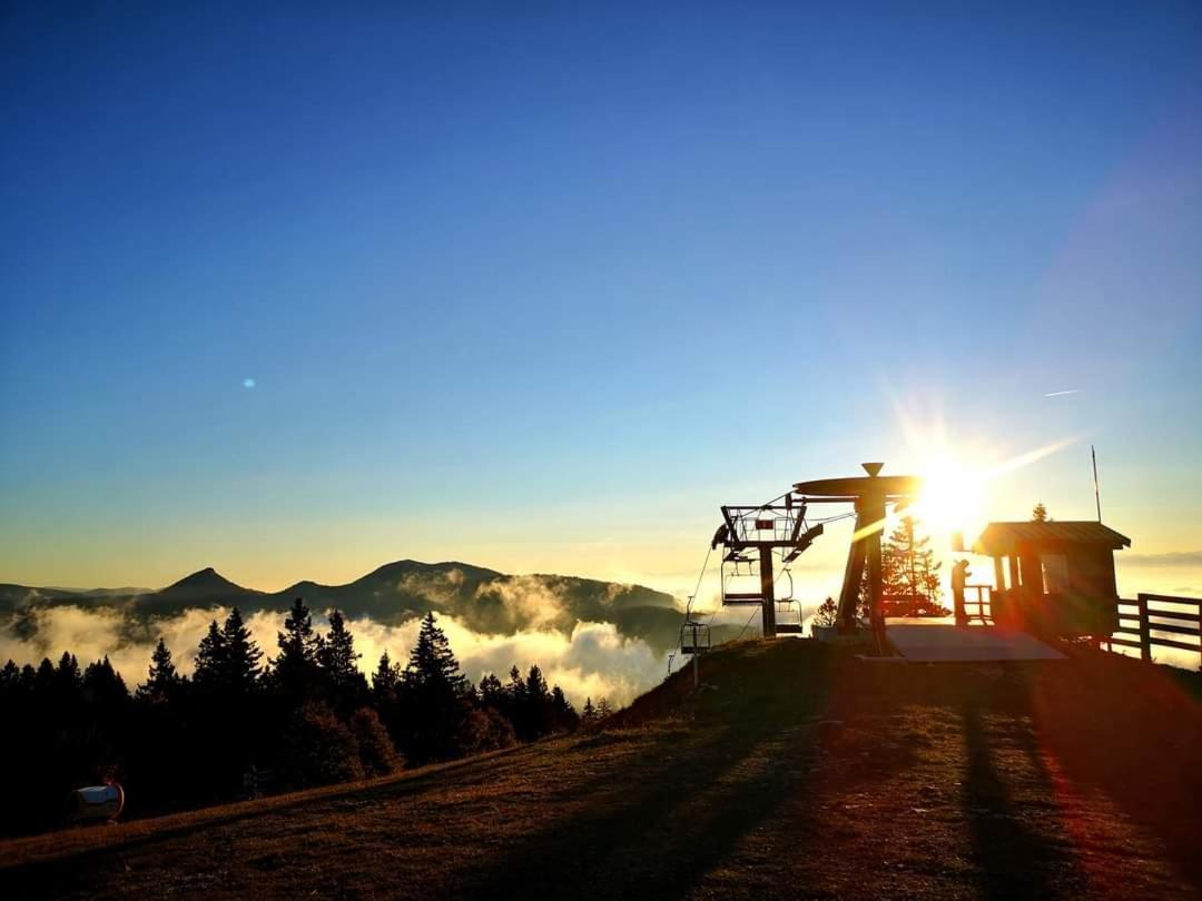Place Royale Pour 10 A 12 Personnes A 30 Met Des Pistes De Ski Et Vtt Métabief Εξωτερικό φωτογραφία